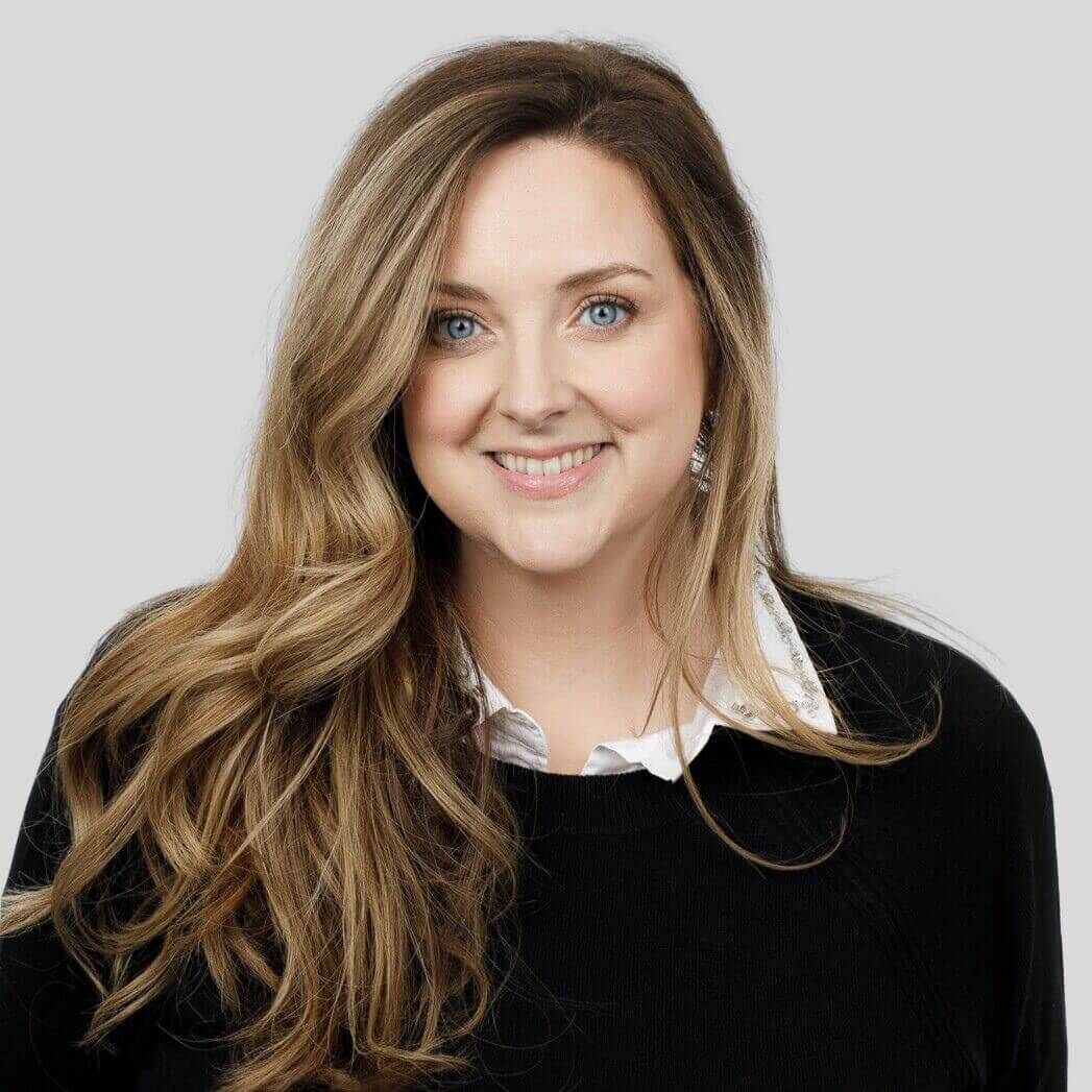 Maddy Morris headshot